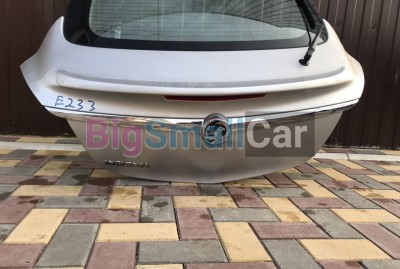 Крышка багажника Opel Insignia